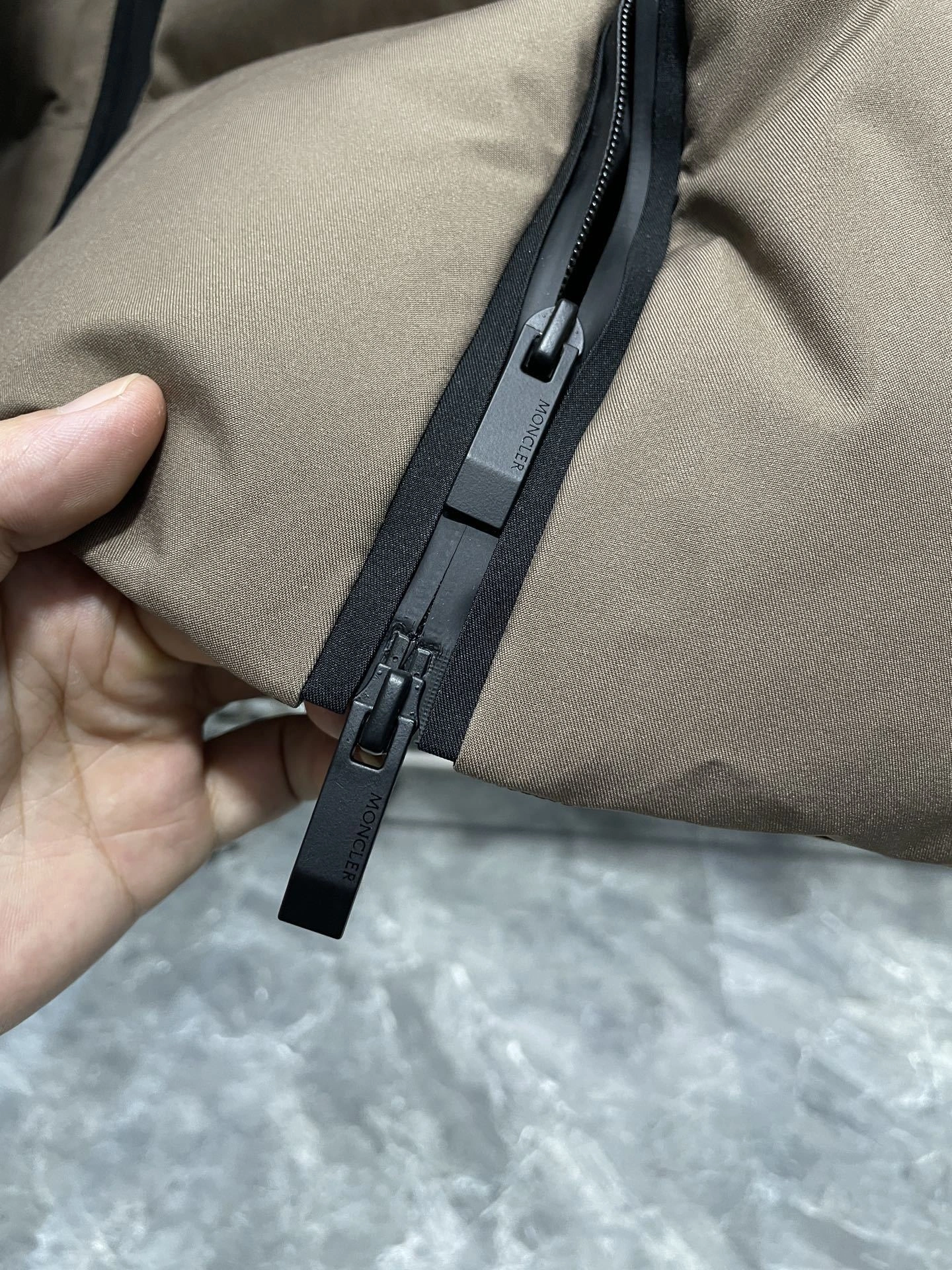 wg.luxury-- 7o9385r Down jacket white duck down nylon 2colour item: E-F000J1307-2